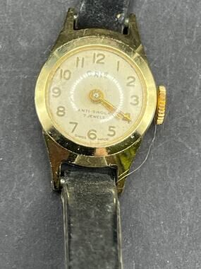 Vintage Oris Anti Shock 7 Jewels Gold Tone Watch Black Leather Band 17MM